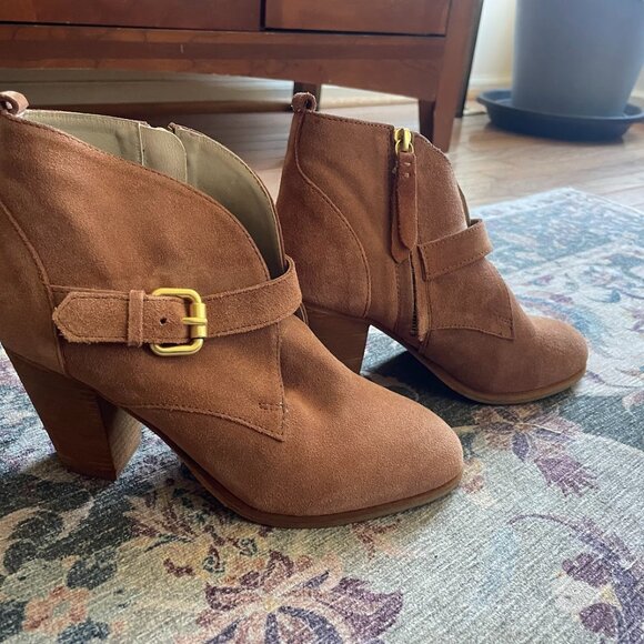 Boden Carlisle Ankle Boot - Picture 2 of 2